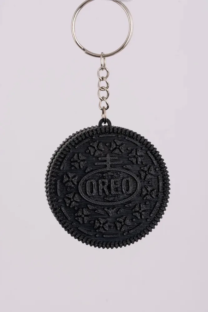 Large Biscuit Clicker Keychain – Black — image 3