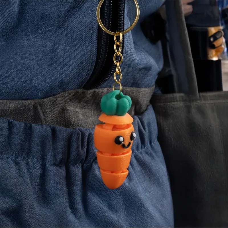 Articulated Carrot Keychain 3‑Piece Set – Orange — image 2