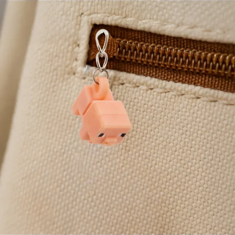 Pixel Pig Keychain – Pink